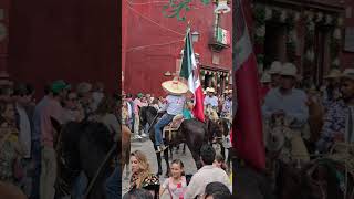 Cabalgata de Los Conspiradores 15 de septiembre sanmigueldeallende Guanajuato mexico [upl. by Lareneg498]