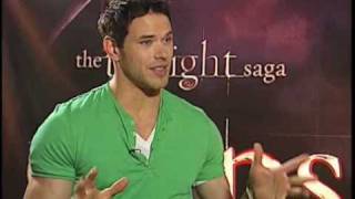 Kellan Lutz The Twilight Saga Eclipse Interview [upl. by Darwin669]