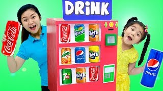 Suri Pretend Play w Giant Vending Machine Kids Toy [upl. by Auberta]