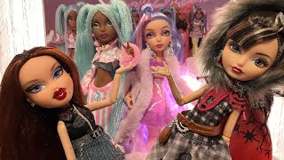 REVIEWING THE UK EXCLUSIVE MERMAZE SLUMBER PARTY DOLLS WITH MY GF  Lizzie is bored vlog [upl. by Ayekahs]