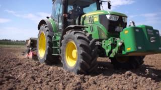 Zwischenfruchtsaat mit John Deere 6105R [upl. by Paule]