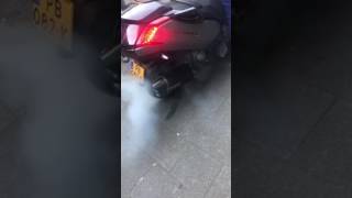 Peugeot Metropolis RS 2016 Akrapovic burnout [upl. by Giarg262]