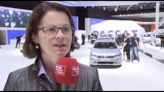 VW Passat auf dem Autosalon Paris [upl. by Derry]