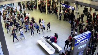 Flash Mob at St Pancras International NYE 2010 [upl. by Saire495]