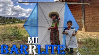 Construimos un barrilete gigante con los colores de Guatemala [upl. by Yelnet221]