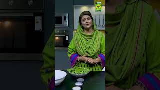 Blanching and Draining Spinach  Green Spinach  Kitchen Hack  Samina Jalil  Palaak  Masala TV [upl. by Attenol509]