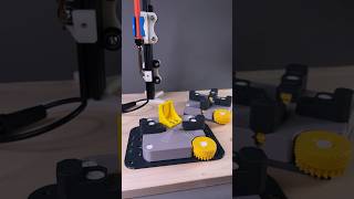 Bench Mountable Vise  Sneaks  3D Printing Ideas [upl. by Finlay496]