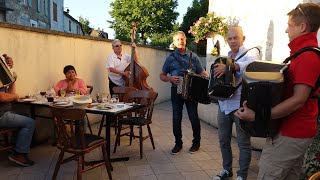 Festival St Laurent de Ceris  Repas au quot St Laurent quot avec animation musicale juil 2022 2 [upl. by Daune4]