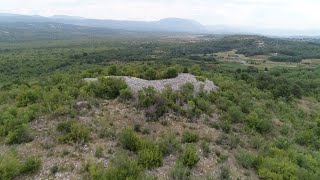 ILIRSKIM TRAGOVIMA  Ilirska gradina Zidak  Lokve Dubravska visoravan [upl. by Bull]