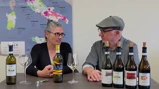 Punset Winery  Ne Langhe Bianco [upl. by Yaner]