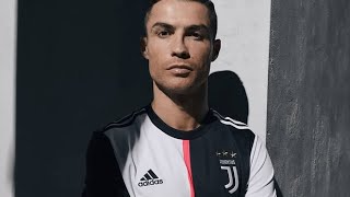 Le Nouveau maillot officiel de la Juventus 20192020 [upl. by Berkie]