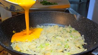 Pour 2 eggs on shredded potato and youll have amazing results Ive made this twice this week [upl. by Sidalg]