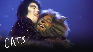 Ken Page and Jacob Brent on Being Cats  Behind the Scenes  Cats the Musical [upl. by Isawk]