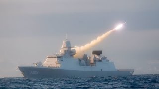 18 raketten de lucht in vanaf fregat Zr Ms De Ruyter [upl. by Garin]