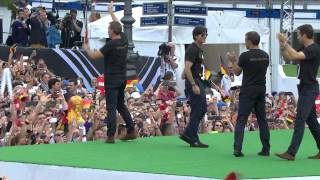 WM 2014  Empfang der deutschen Nationalmannschaft in Berlin [upl. by Kristoforo]