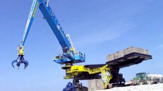 maasvlakte 2rotterdamblockbuster crane [upl. by Daffie]