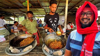 ৪০ বছর ধরে সপ্তাহে মাত্র দুইদিন হাটের পাশে গরুর গোস্তো দিয়ে সাদাভাত বেচেন হাবিবুর ভাই 👍 [upl. by Wanfried528]