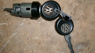 Replacing VW Beetle Ignition barrel and switch amp Accessories position wiring [upl. by Roberto]