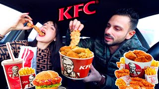 جربنا المنيو كامل من KFC  برجر زينجر الحار الجديد  الطعم خرااافي عصام ونور [upl. by Ned]