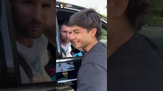 FANS detienen auto de MESSI para tomarse foto con él shorts trome viral [upl. by Ellocin]