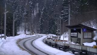 Bahnverkehr am Semmering im Winter 19Februar 2013 bei dem Bahnhof Wolfsbergkogel [upl. by Hamaso522]