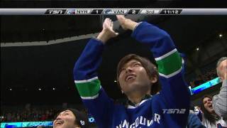 Canucks Vs Rangers  Rick Rypien 21 Goal  110309  HD [upl. by Naihtsirc]