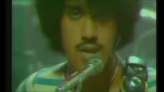 Thin Lizzy Emerald 1 Live amp Dangerous  LIVE VIDEO WITH ALBUM AUDIO [upl. by Aikcir27]