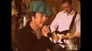 Jamiroquai  Starchild  Live in den AOL Studios 28042005 [upl. by Kamp]