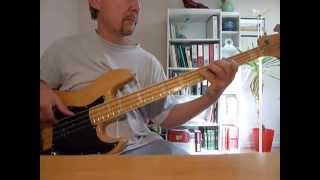 Bass Cover  Vielle Canaille Serge Gainsbourg et Eddy Mitchell [upl. by Peder55]