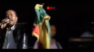 Ethiopia Getish Mamo Rocks Millenium Hall ጌትሽ ማሞ ሚሊንየም አዳራሽን በአንድ እግሩ አቆመው  የኢሳት ጋዜጠኞችን ሲያስጨፍር [upl. by Ajtak]