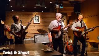 Twist amp Shout  Beatles Cover Live by SCRAMBLE EGG at DAIKOKU 2023923 [upl. by As552]