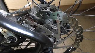 Cleaning bicycle disk brakes [upl. by Safier]