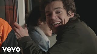 One Direction  Midnight Memories Behind The Scenes Part 3 [upl. by Eirtemed]