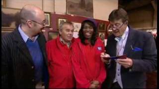 Rakie Ayola  Bargain Hunt Famous Finds  22 [upl. by Rosella]