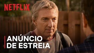 Cobra Kai Temporada 6  Anúncio de estreia  Netflix [upl. by Aisatal511]