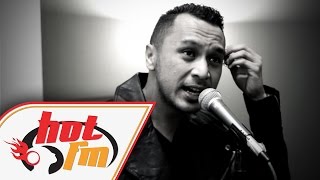 NIDJI  TEROESIR  MENUNGGU KARMA LIVE  Akustik Hot  HotTV [upl. by Astrea]