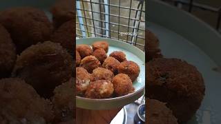 Crispy bread balls 🍞🤤🍰 shorts recipe potato bread youtubeshorts snacks [upl. by Nytnerb98]