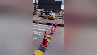 ZIPAQUIRÁ Prioridad seguridad en la ciclovía aprende a usarla correctamente [upl. by Vinnie]