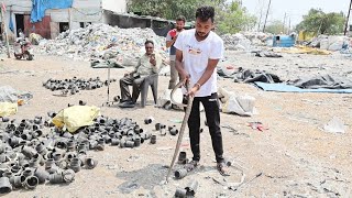 सांपों से भरी फैक्ट्री में खतरनाक मिशन  Snake Rescue [upl. by Binetta]