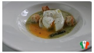 POACHED EGG ASPARAGUS AND GOAT CHEESE  ricetta formaggio caprino [upl. by Admama884]