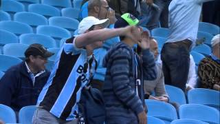 Ronaldinho Gaúcho é vaiado pela torcida do Grêmio  GRE 2 x 1 AtléticoMG 2014 [upl. by Nolat]