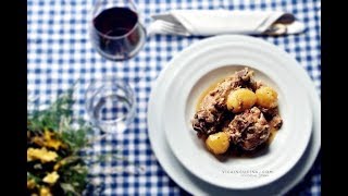 Agnello pasquale ragusano  Lamb Stew Sicilian Style  Agnello agglassato video ricetta [upl. by Scottie555]