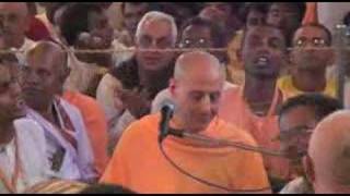 Radhanath Swami  Kirtan at ISKCON Tirupati Temple Inauguration  31 Jan 2007 [upl. by Ignatia]