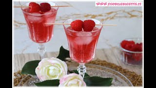 Cocktail analcolico alla fragola o al lampone  ricetta aperitivo [upl. by Clift]