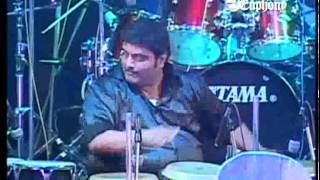 Nitin Shankar demonstrating LIVE the famous 32 matra beat from film Manoranjan [upl. by Gitlow385]