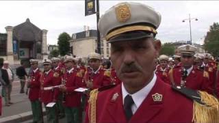 La grande parade du festival international de musique militaire [upl. by Yenruoc806]