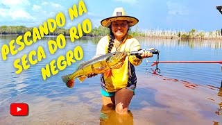 Vida Ribeirinha  Pescando de Malhadeira na Seca do Rio Negro  BarcelosAmazonas [upl. by Aleihs677]