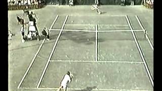 Jimmy Connors Vs Manuel Orantes  1975 US Open [upl. by Nnyletak]