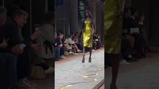 Stunning anokyai versace mfw fashionweek runway [upl. by Wallraff]