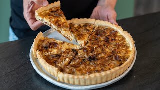 Tarte aux oignons fondants de grandmère avec pâte à tarte salée maison effet feuilleté [upl. by Nylrebmik504]